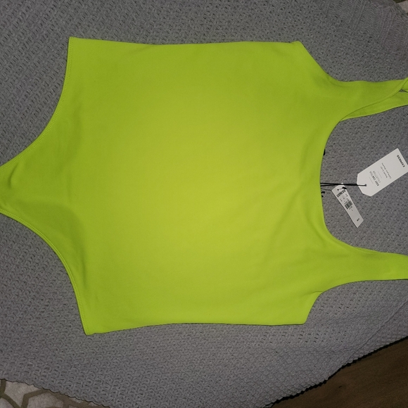 Lime Green 🟢 Contour Bodysuit - Picture 5 of 6